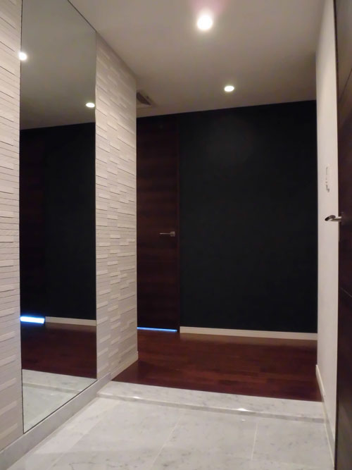 開放的で機能性を備えた安らげる住空間に